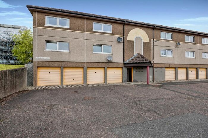2 Bedroom Flat For Sale In Hobart Street, Livingston, West Lothian, EH54
