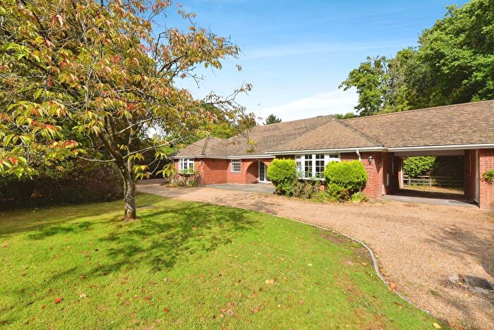 4 Bedroom Bungalow To Rent In Main Road, Colden Common, Winchester, SO21