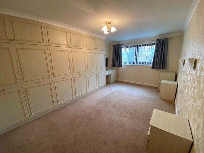 2 Bedroom Apartment To Rent In Royal Beach Court, Lytham St. Annes, FY8