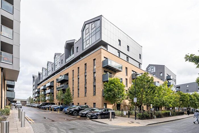 1 Bedroom Flat For Sale In Hoffmans Road, Walthamstow, E17