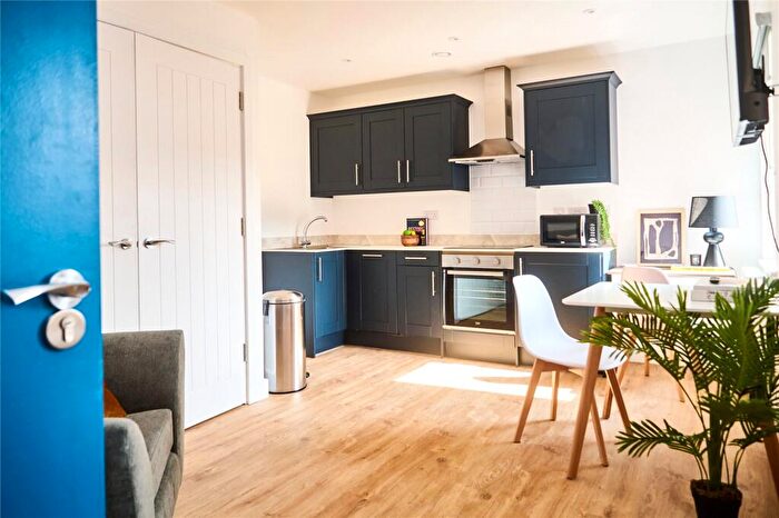 1 Bedroom Apartment To Rent In West Street, Bedminster, Bristol, BS3