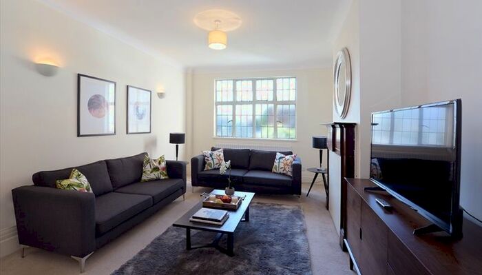 5 Bedroom Flat To Rent In Park Road, London, NW8