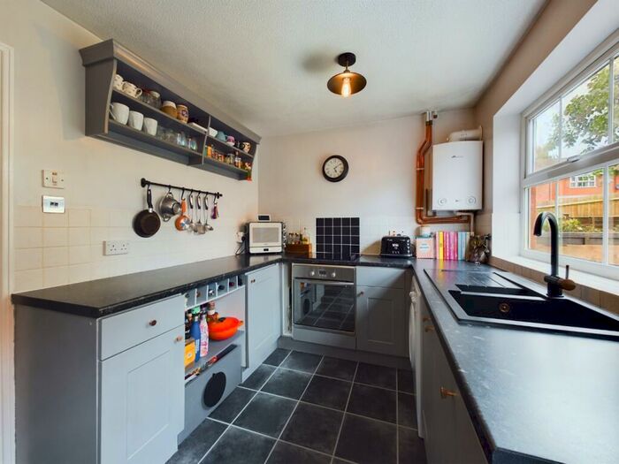 2 Bedroom Semi-Detached House To Rent In Dalesford Road, Stoke Grange, Aylesbury, HP21