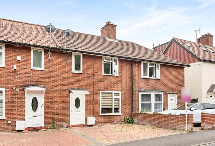 5 Bedroom Terraced House For Sale In Muchelney Road, Morden, SM4