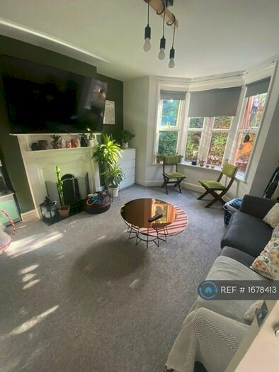 3 Bedroom Semi-Detached House To Rent In Rhydhelig Avenue, Cardiff, CF14