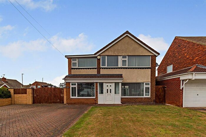 4 Bedroom Detached House For Sale In Grundales Drive, Marske-By-The-Sea, TS11