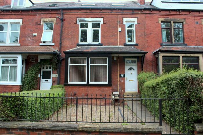 5 Bedroom Flat To Rent In Kirkstall Lane, Headingley, Leeds, LS6