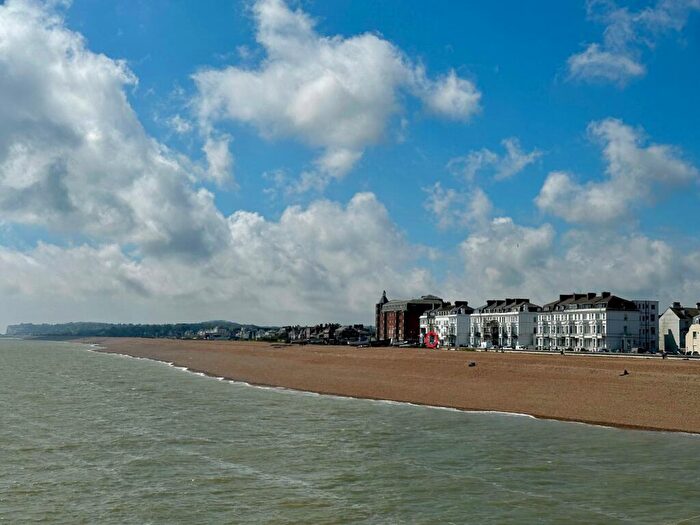 2 Bedroom Apartment For Sale In Prince Of Wales Terrace, Deal, Kent, CT14