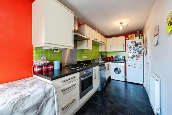 4 Bedroom Town House To Rent In Auger Way, Waterlooville, PO7