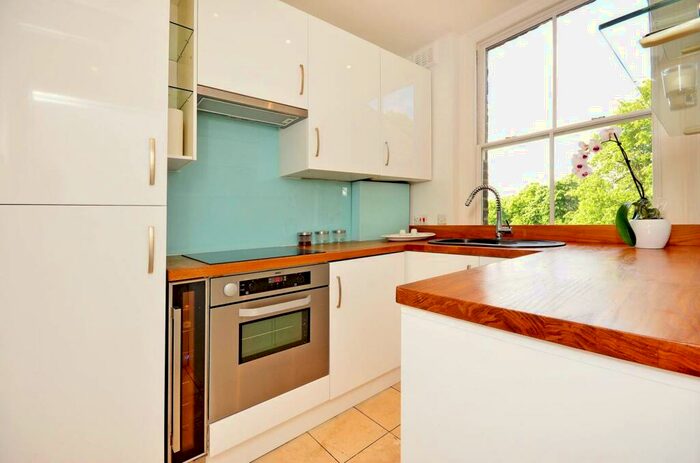 1 Bedroom Flat To Rent In Finborough Road, Chelsea, London, SW10