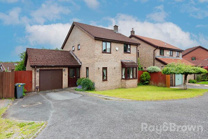 4 Bedroom Detached House For Sale In Rambler Close, Thornhill, Cardiff, CF14