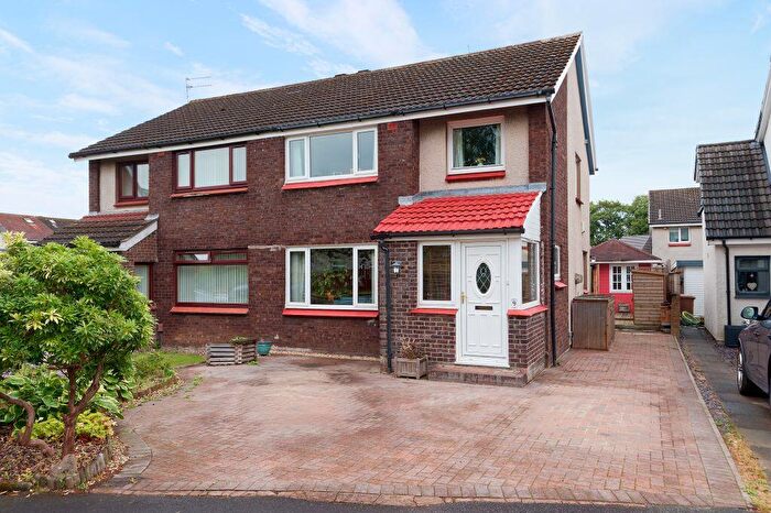 3 Bedroom Semi-Detached House For Sale In Gala Avenue, Renfrew, PA4