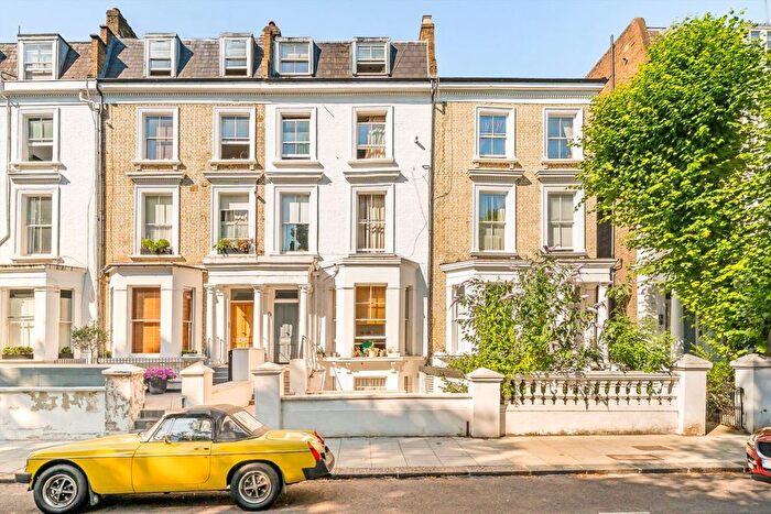 2 Bedroom Flat To Rent In Elsham Road, Holland Park, W14