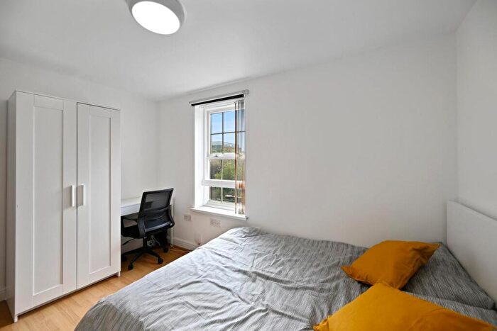 4 Bedroom Flat To Rent In Broomhall Street, Sheffield, S3