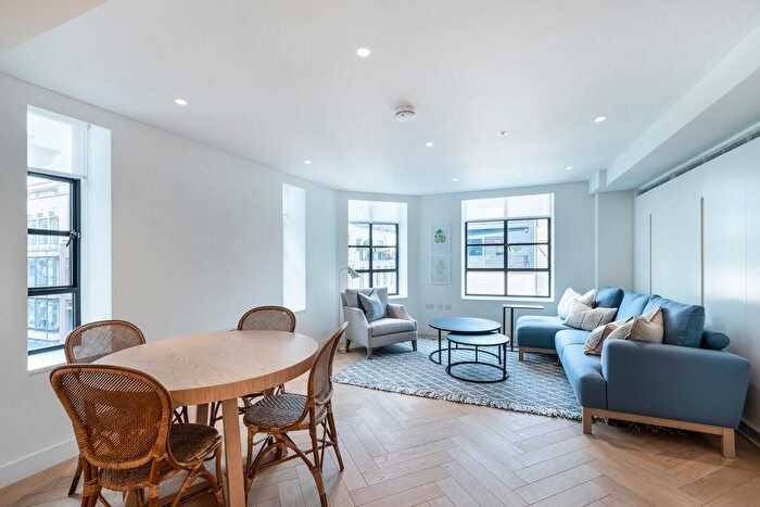 2 Bedroom Flat To Rent In Sherwood Street, London, W1F
