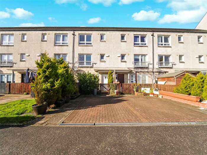 4 Bedroom Town House For Sale In Belvidere Gate, Glasgow, Lanarkshire, G31