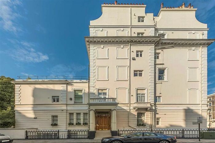 2 Bedroom Flat To Rent In Cornwall Gardens, London, SW7