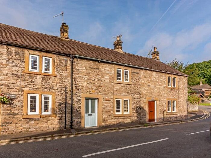 3 Bedroom Terraced House For Sale In Fennel Street, Ashford-In-The-Water, Bakewell, DE45