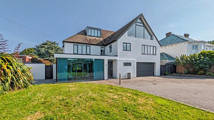 6 Bedroom House For Sale In Cliff Road, Folkestone, CT20