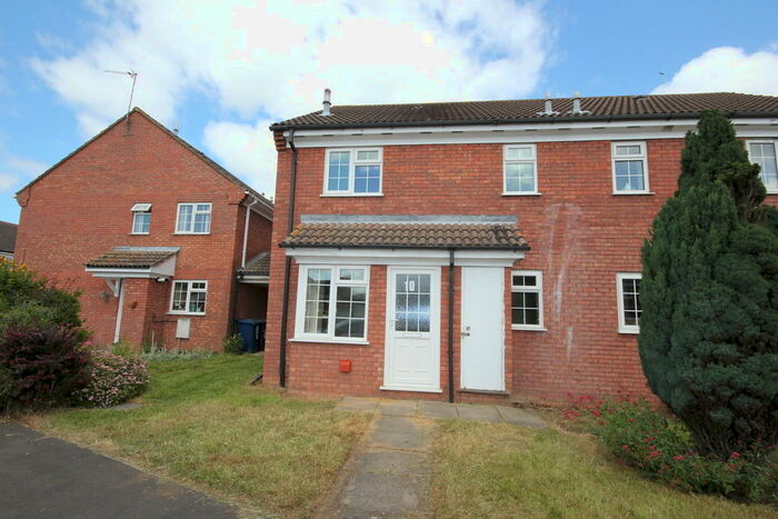 1 Bedroom Property To Rent In Morland Way, St. Ives, PE27