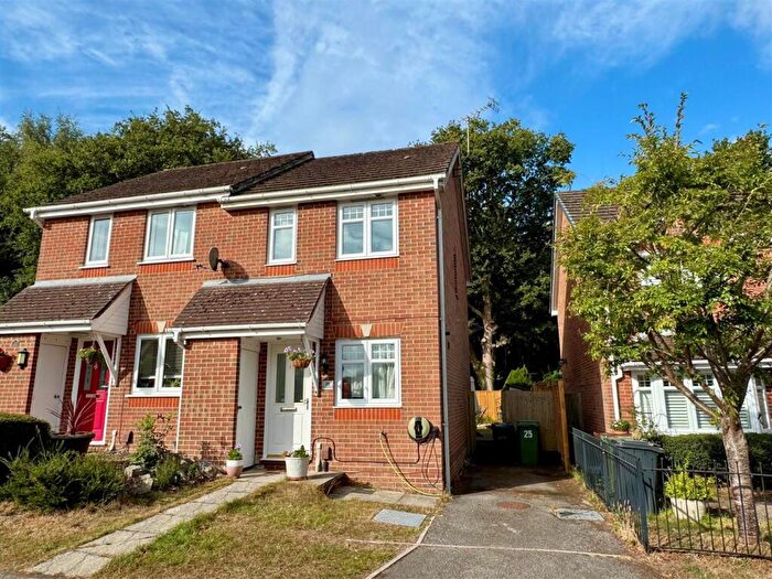 2 Bedroom Semi-Detached House For Sale In Thyme Avenue, Whiteley, PO15