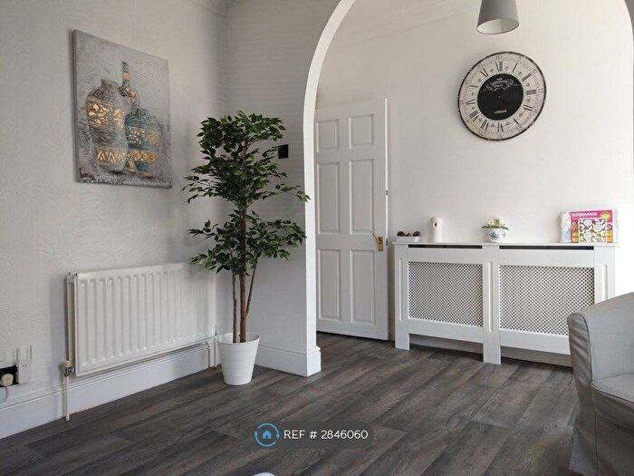 3 Bedroom Terraced House To Rent In Victoria Street, Gillingham, ME7