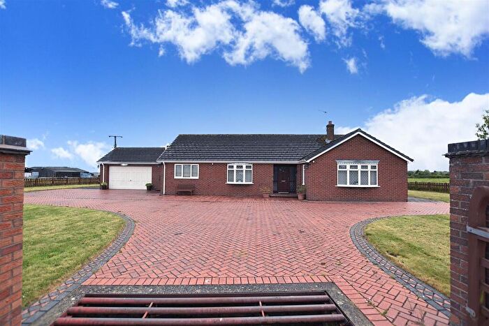 3 Bedroom Detached Bungalow For Sale In Ridley Wood, Wrexham, LL13