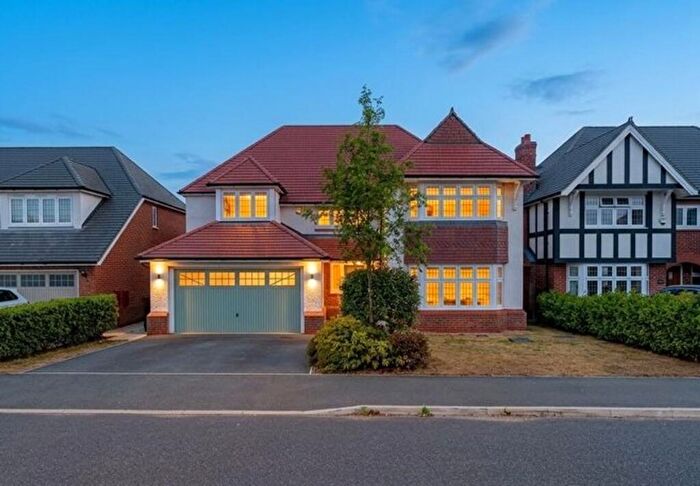4 Bedroom Detached House To Rent In Albemarle Avenue, Hartford, CW8