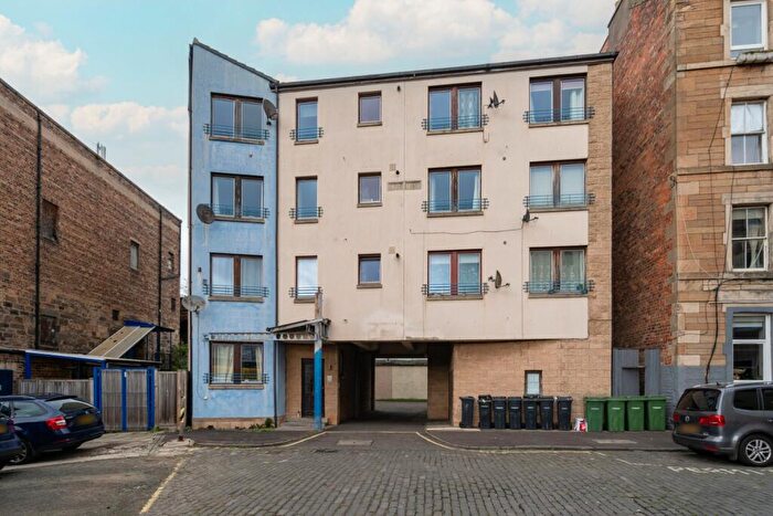 2 Bedroom Flat For Sale In Thorntree Street, Leith, Edinburgh, EH6
