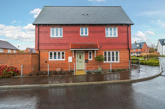 2 Bedroom Semi Detached House For Sale In Fieldfare Avenue, Hailsham, BN27