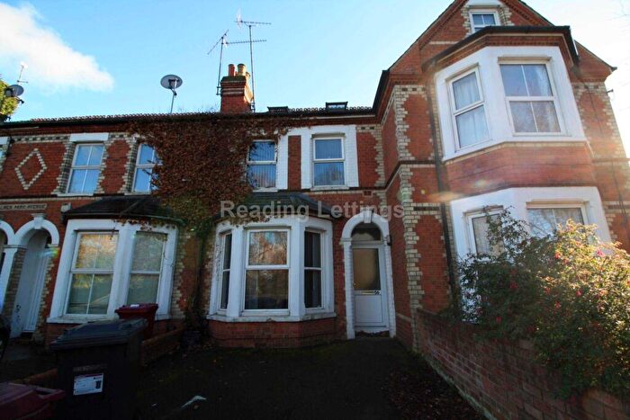 7 Bedroom Terraced House To Rent In Palmer Park Avenue, Reading, RG6