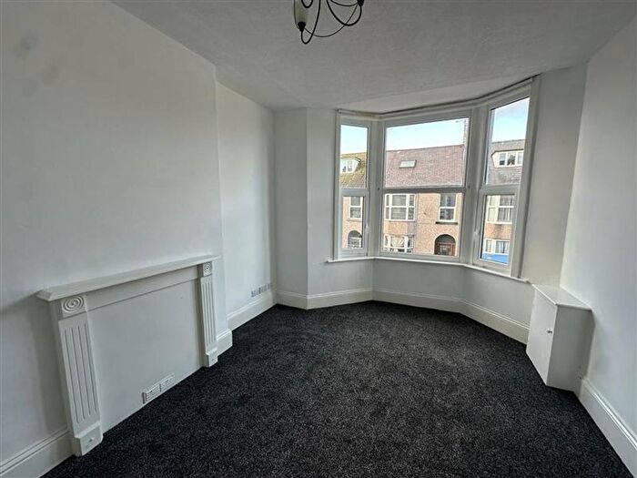 2 Bedroom Flat To Rent In Kinmel Street, Rhyl, LL18