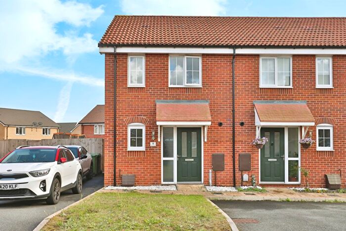 2 Bedroom End Terrace House For Sale In Apollo Crescent, Norwich, NR5