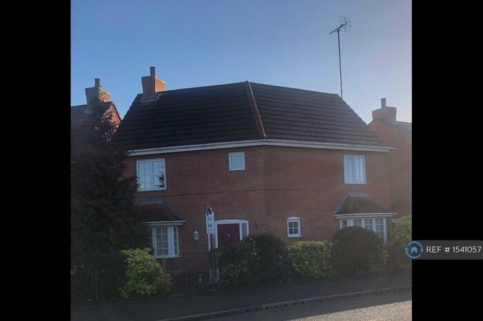 3 Bedroom Detached House To Rent In Station Road, Castle Donington, Derby, DE74
