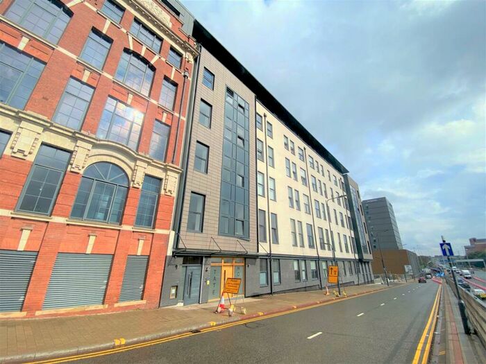 2 Bedroom Apartment To Rent In - New York Road, Leeds, LS2