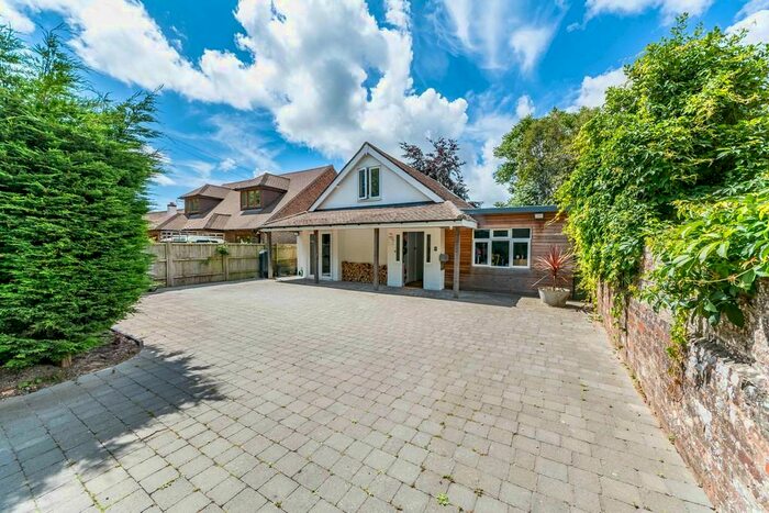 4 Bedroom Detached Bungalow For Sale In Dukes Road, Fontwell, BN18