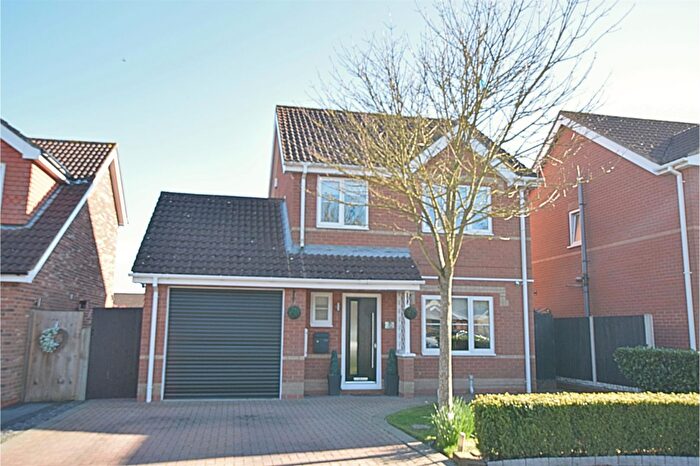3 Bedroom Detached House For Sale In Holly Close, Stallingborough, Grimsby, DN41