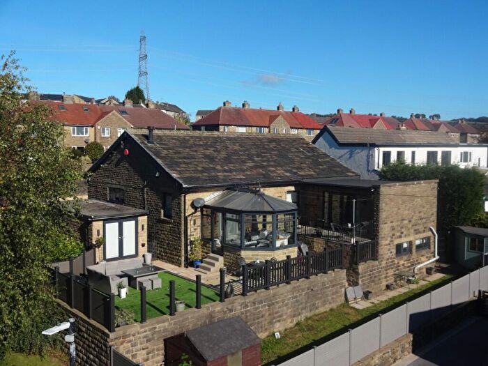 4 Bedroom Detached House For Sale In Broadfield House, Saddleworth Road, Barkisland, HX4