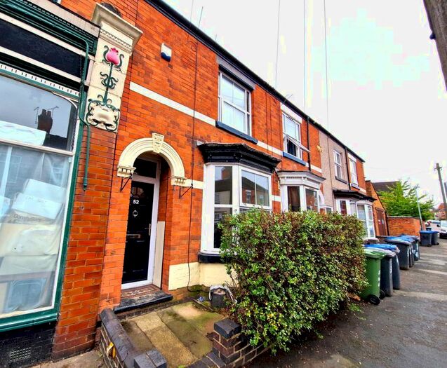 3 Bedroom Terraced House To Rent In King Edward Road, Rugby, CV21