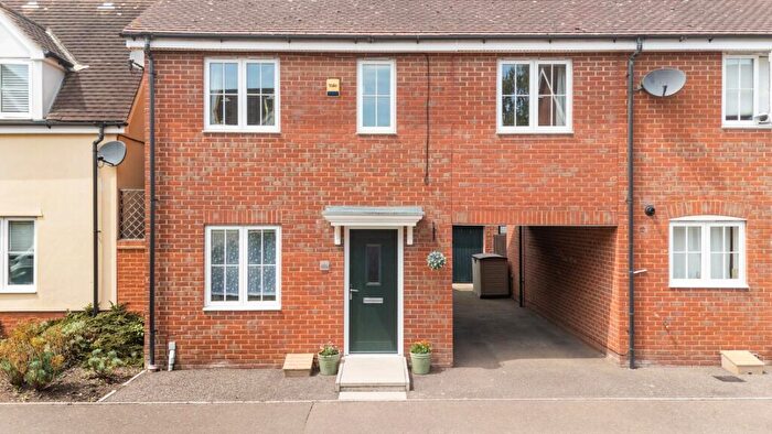 3 Bedroom Semi-Detached House For Sale In Carus Crescent, Highwoods, Colchester, CO4