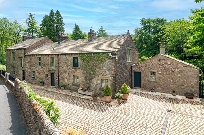 4 Bedroom Detached House For Sale In Black Moss Road, Blacko, BB9