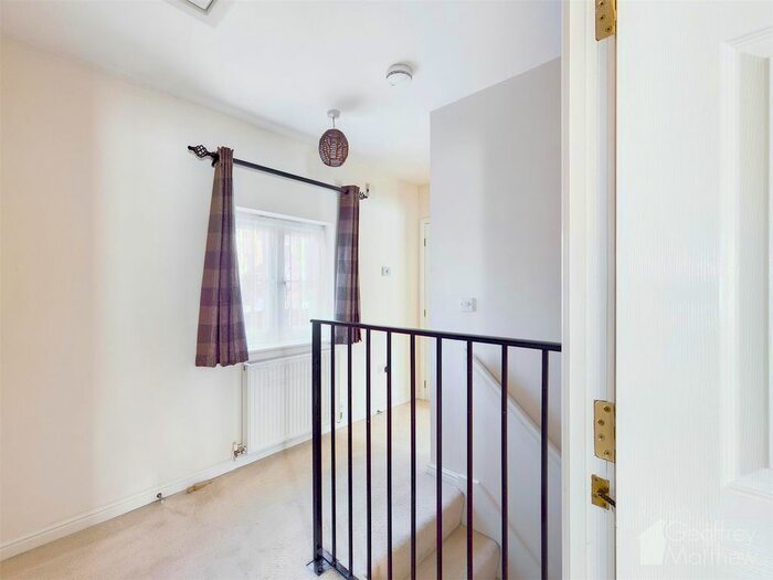1 Bedroom Flat To Rent In Fairfield Crescent, Stevenage, SG1