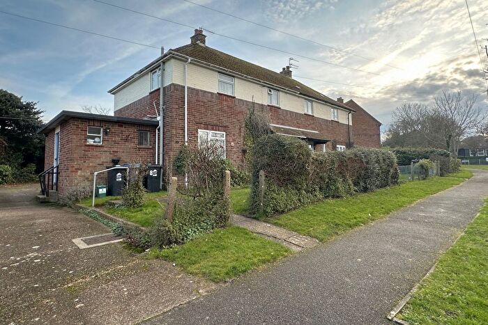 3 Bedroom Semi Detached House For Sale In Kings Close, Kingsdown, CT14