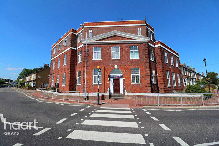 1 Bedroom Flat For Sale In London Road, Grays, RM17