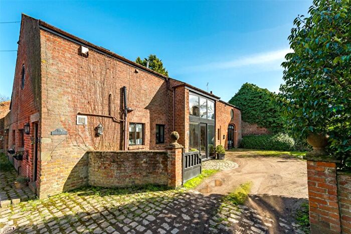 5 Bedroom Barn Conversion For Sale In Fleetwood Road, Esprick, Preston, Lancashire, PR4