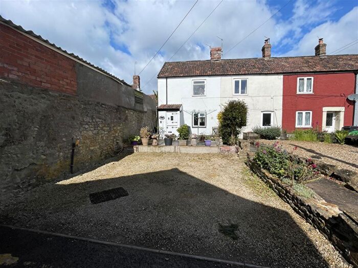 2 Bedroom Cottage For Sale In Henhayes Lane, Crewkerne - Driveway Parking, TA18