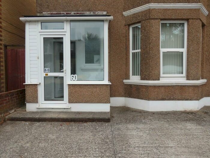 5 Bedroom House To Rent In Bedroom Detached House In Winton, BH9