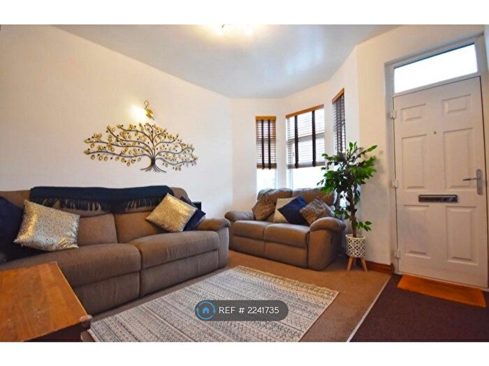 3 Bedroom Terraced House To Rent In Newland Road, Coventry, CV1