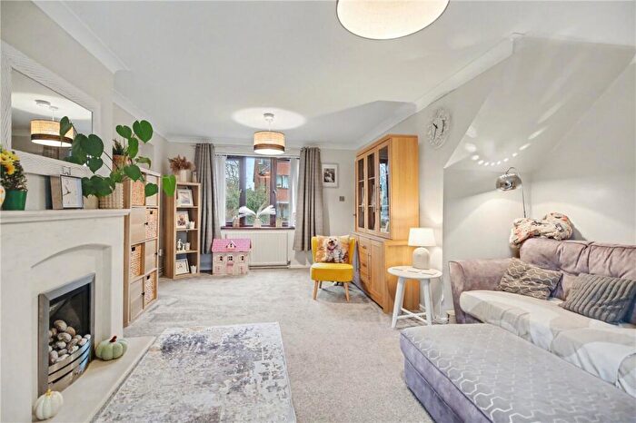 4 Bedroom Detached House For Sale In Alder Close, Poringland, Norwich, Norfolk, NR14