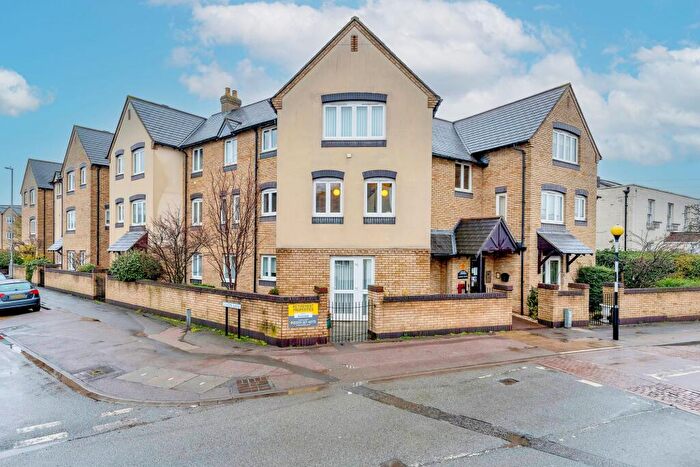 2 Bedroom Flat For Sale In Union Lane, Alder Court Union Lane, CB4